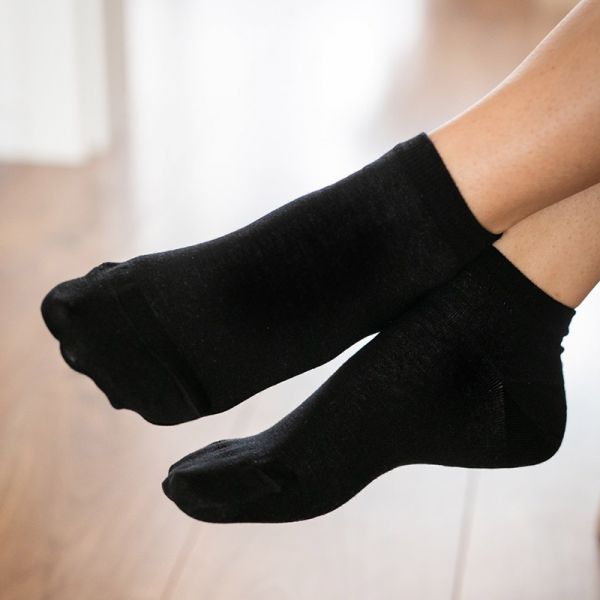 Calcetines Barefoot Be Lenka: ¿Los calcetines te aprientan los dedos?