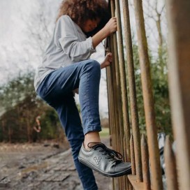 Vivobarefoot Addis School Kids
