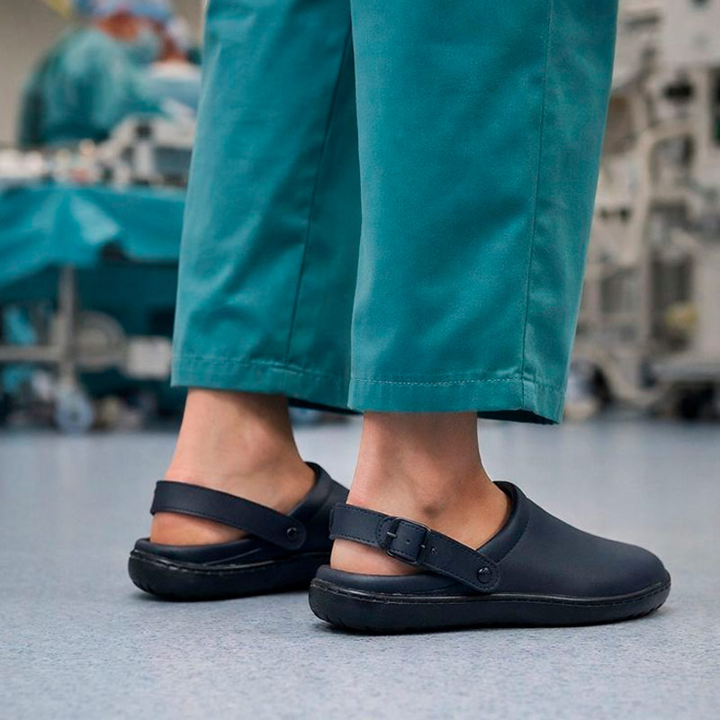 Zauri Zueco barefoot cómodos para trabajo sanitario y día a día calzados Fresh Blue